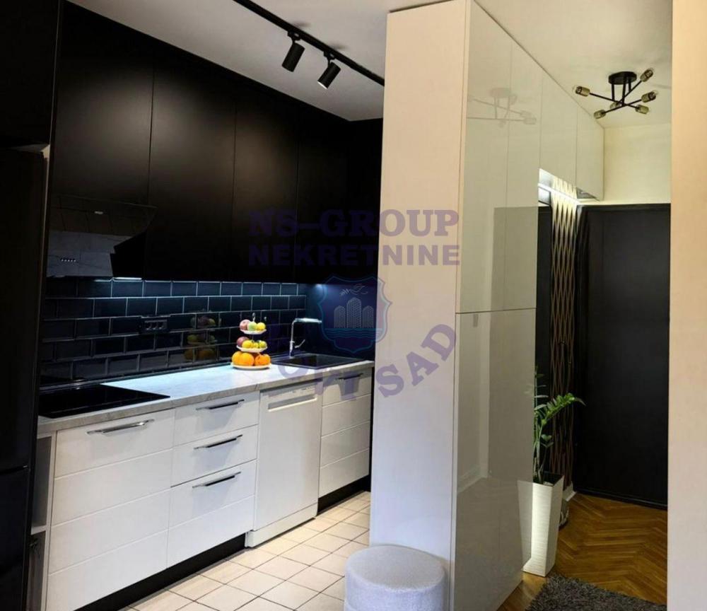 Slika 3 - Odličan dvosoban stan na Grbavici!