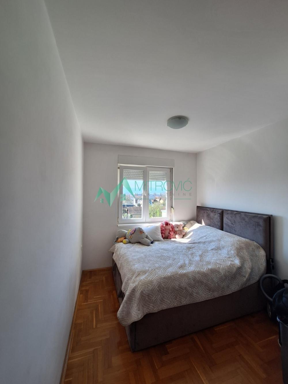 Slika 8 - NOVI SAD, BULEVAR PATRIJARHA PAVLA 