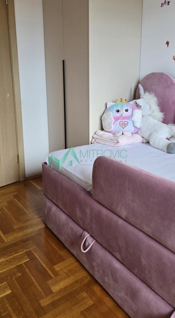 Slika 7 - NOVI SAD, BULEVAR PATRIJARHA PAVLA 