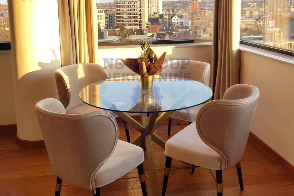 Slika 5 - Lux trosoban u centru grada!