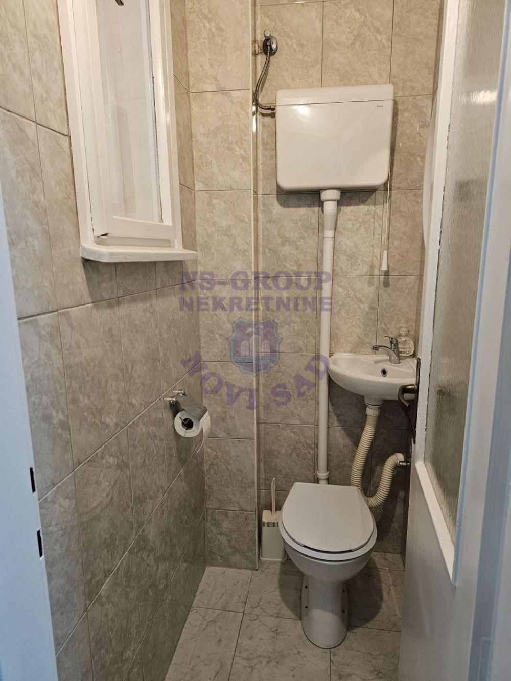 Slika 5 - Trosoban, 71m2, Spens Novi Sad Novi Sad