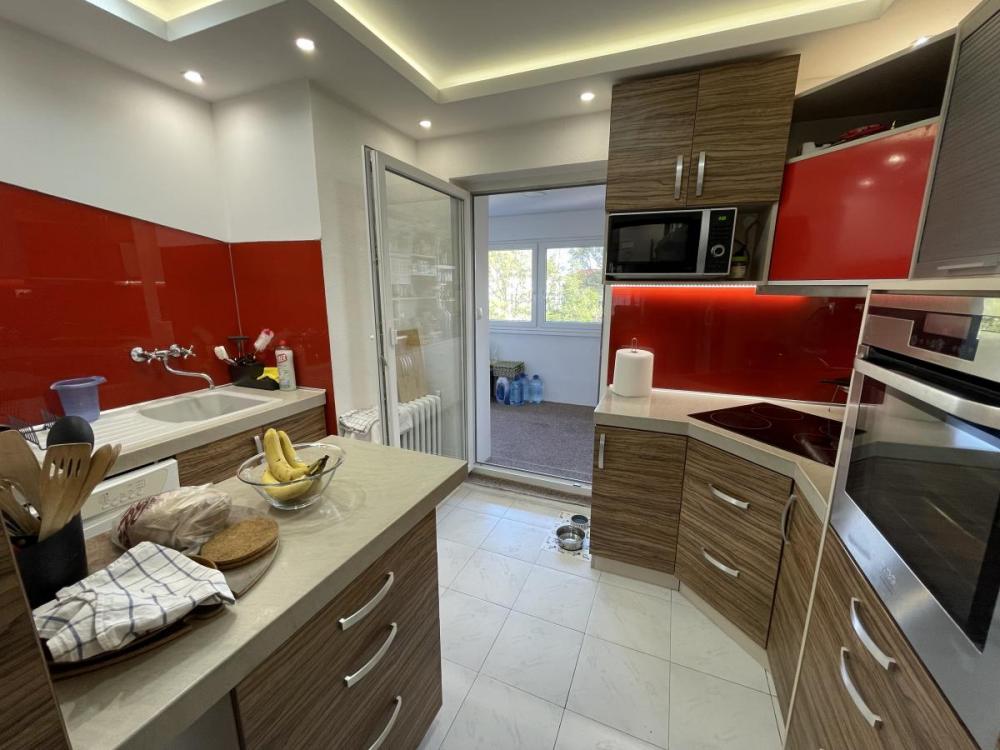 Slika 9 - Trosoban stan 95m Centar Laze Kostića