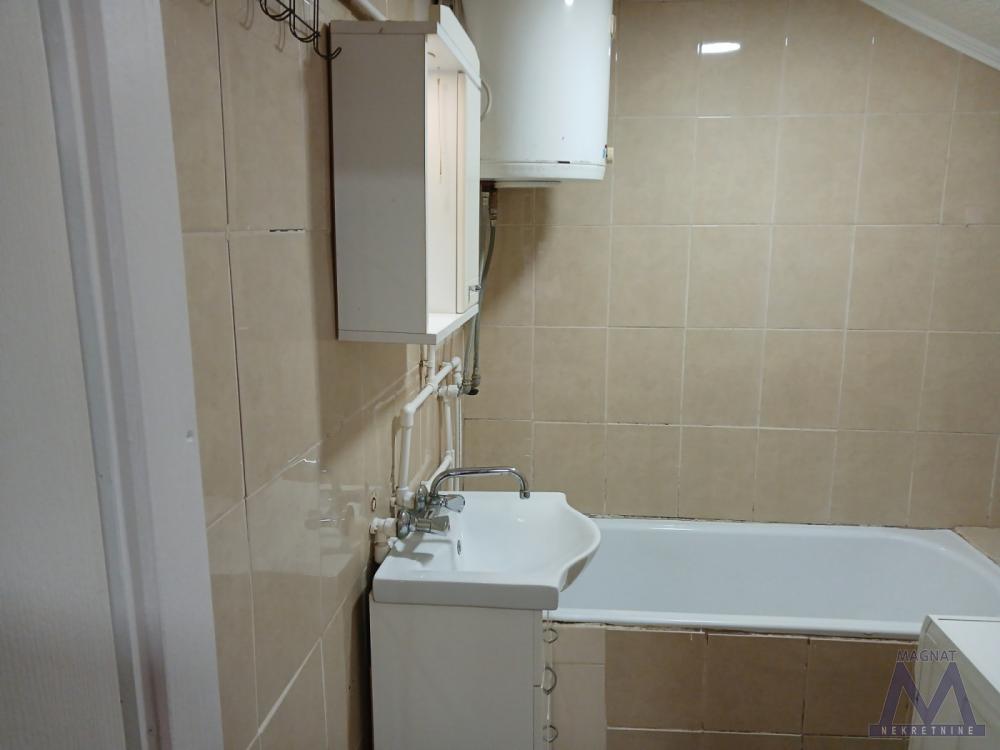 Slika 7 - Stan,PETROVARADIN,PETROVARADIN,kv: 68, € 76000, ID: 1019341