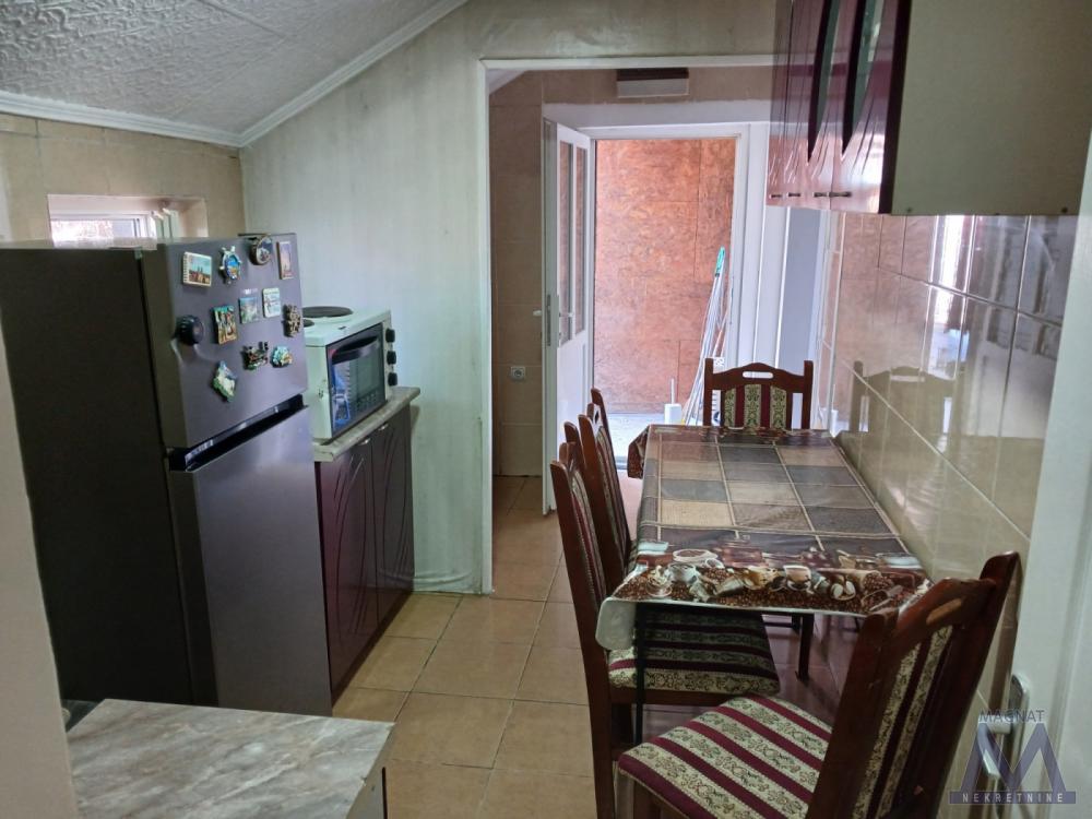 Slika 3 - Stan,PETROVARADIN,PETROVARADIN,kv: 68, € 76000, ID: 1019341