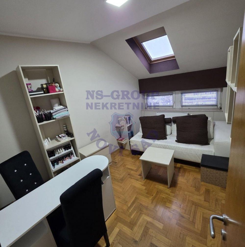 Slika 4 - Sestosoban stan, 105m2, Cara Dusana