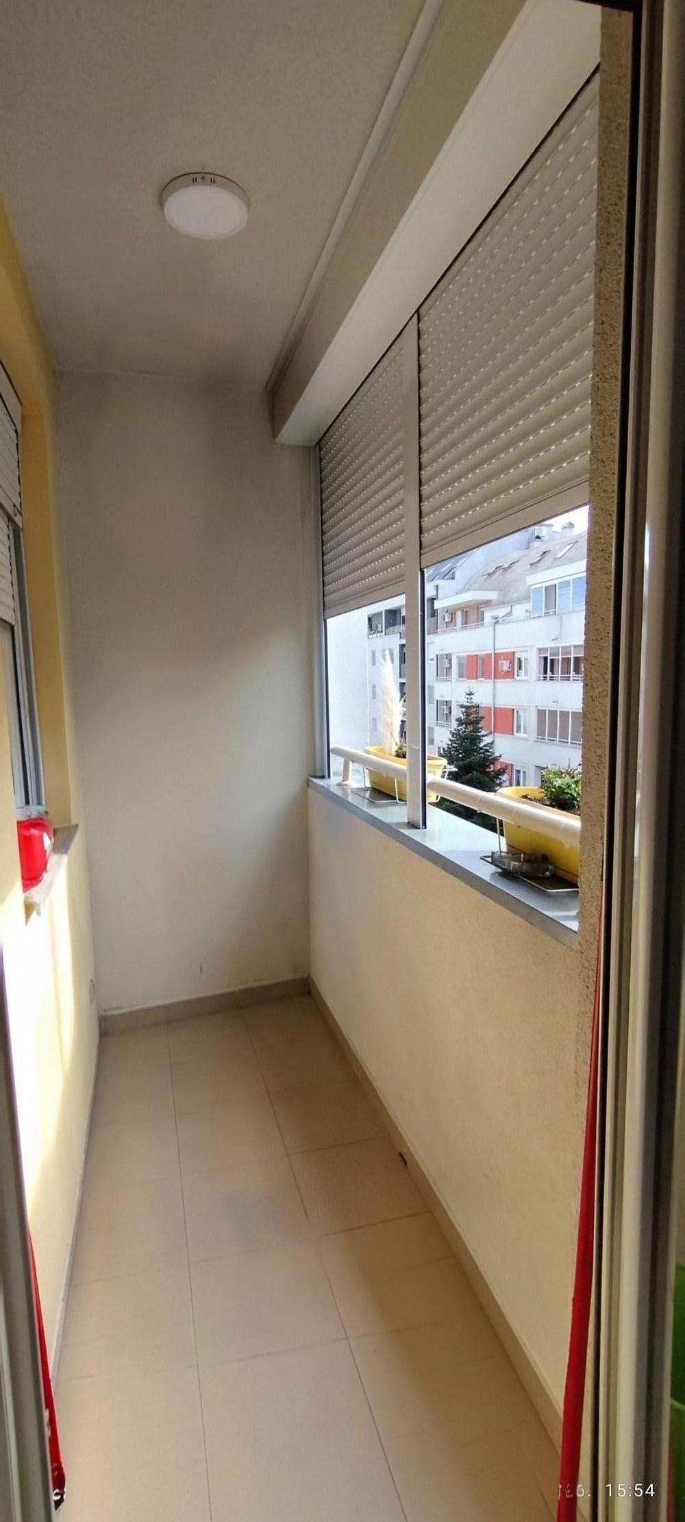 Slika 2 - Dvosoban, 39m2, Okrugiceva Novi Sad, sa terasom, ima lift