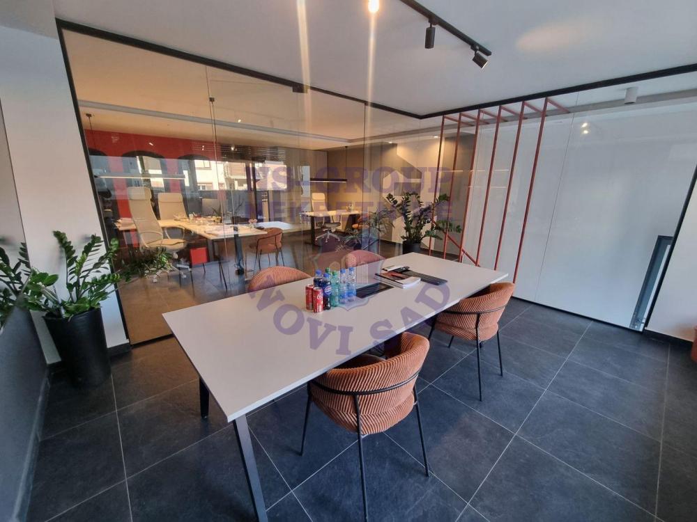 Slika 1 - Dvosoban, 74m2, Nova Detelinara Novi Sad, ima lift