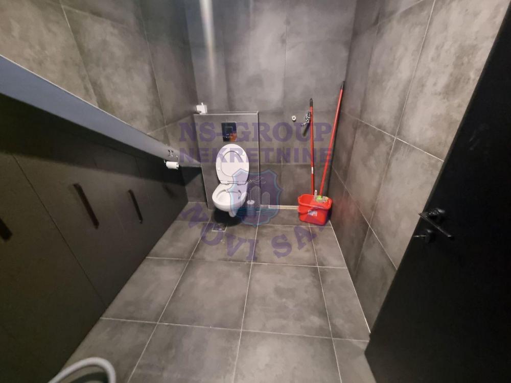 Slika 4 - Dvosoban, 74m2, Nova Detelinara Novi Sad, ima lift