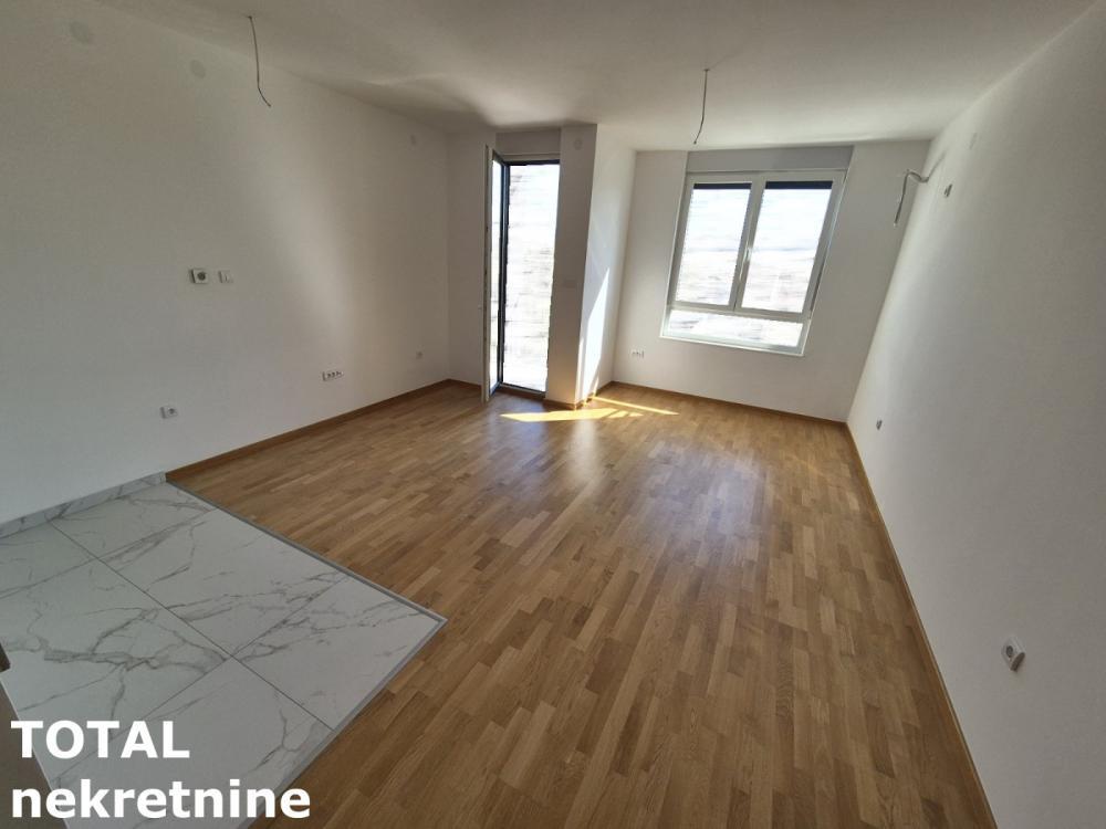 Glavna slika -Stan,NOVI SAD,TELEP,kv: 31.00, € 94550, ID: 1102202