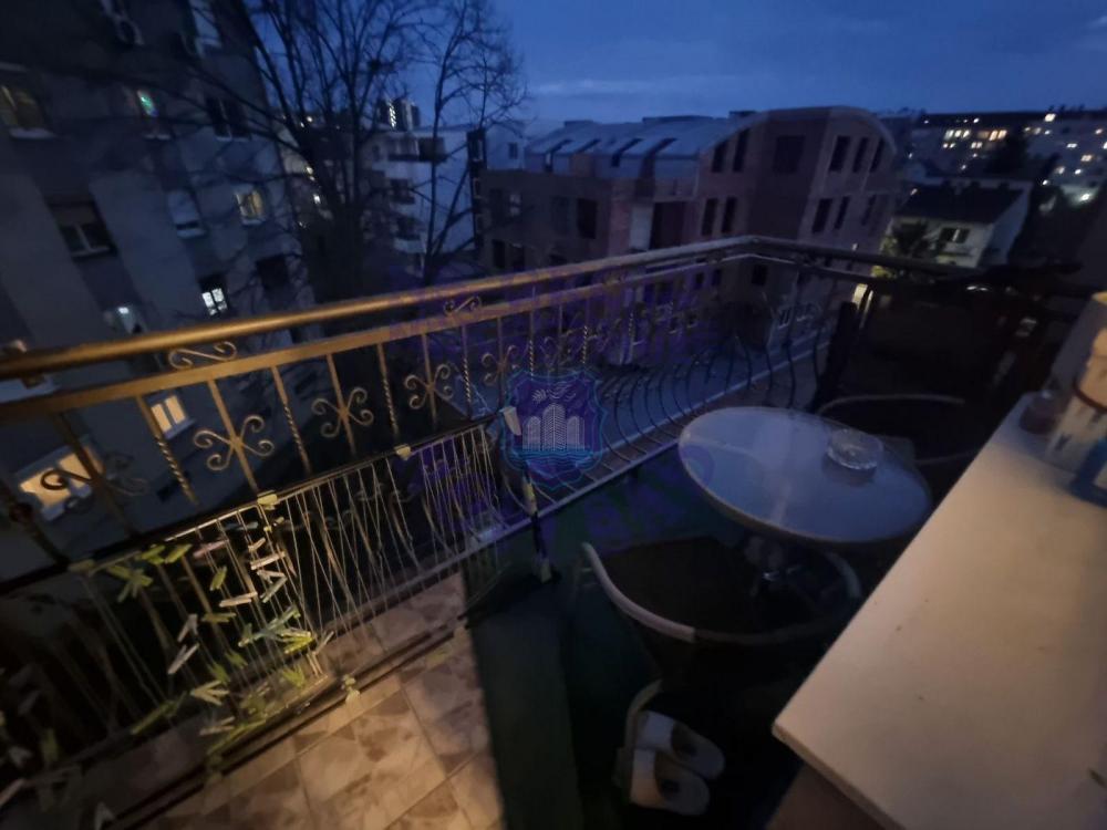 Slika 8 - Trosoban, 61m2, Železnički park Novi Sad