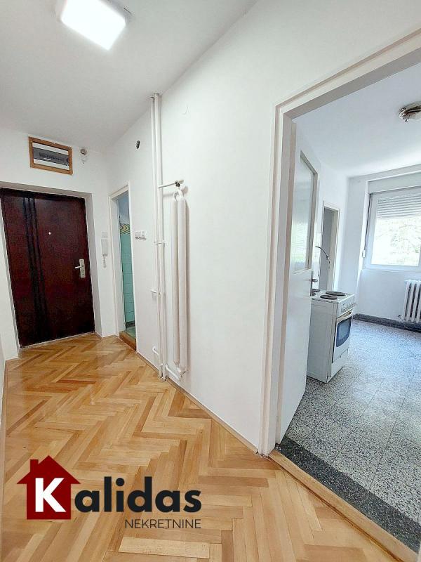 Slika 8 - Stan,NOVI SAD,ŽELEZNIČKA STANICA,kv: 56, € 146260, ID: 1008704