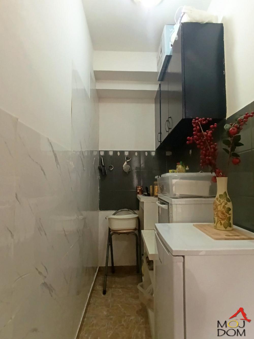 Slika 3 - Stan,NOVI SAD,AVIJACIJA,kv: 13, € 40150, ID: 1032092