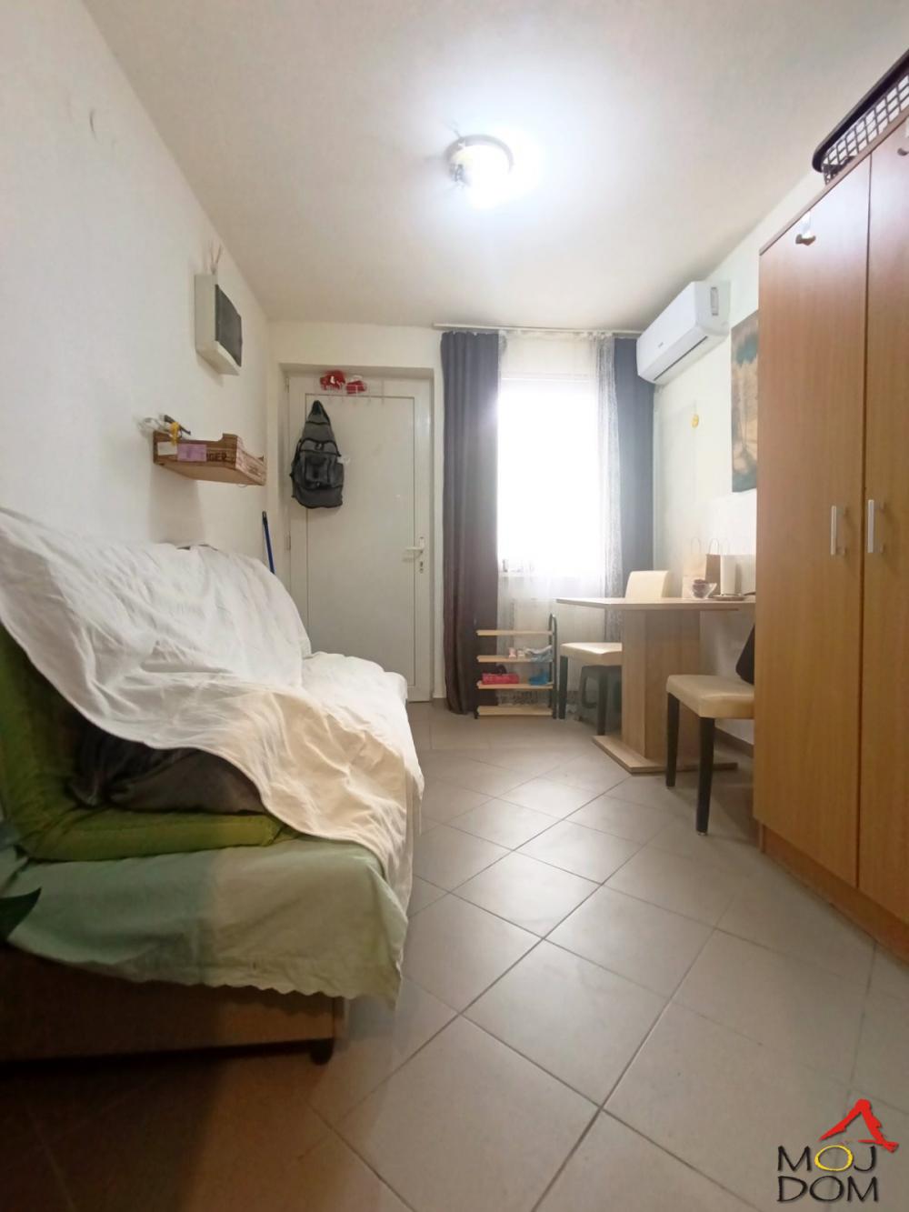 Slika 1 - Stan,NOVI SAD,AVIJACIJA,kv: 13, € 40150, ID: 1032092