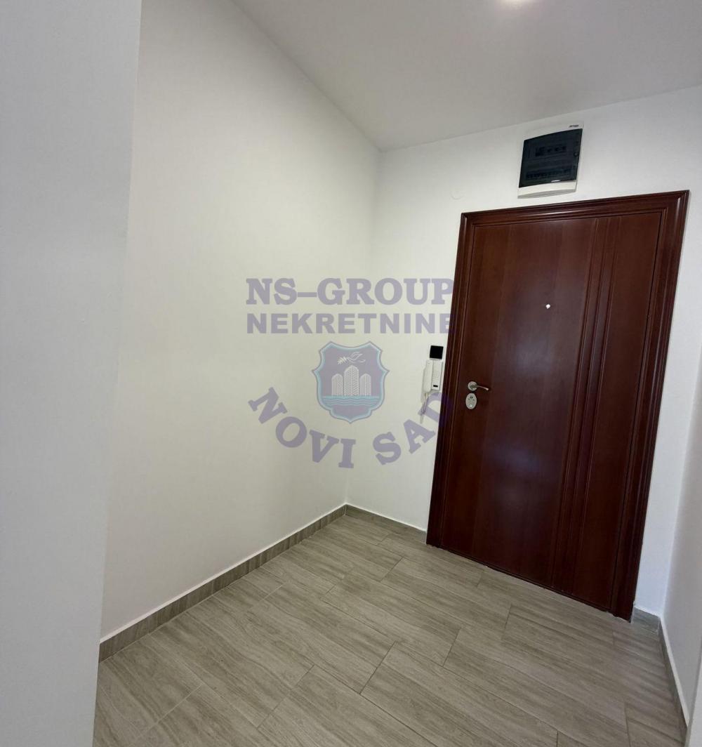 Slika 8 - 567770-Dvosoban odličan stan- Petrovaradin!