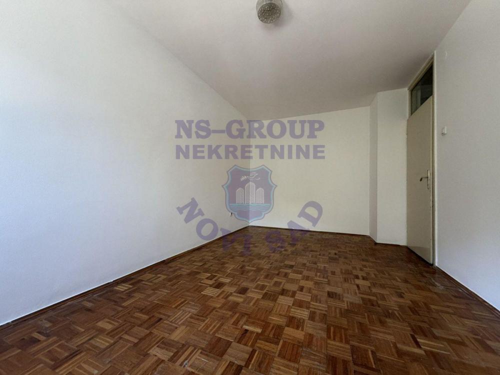 Slika 2 - š:567671 Dvosoban stan Socijalno