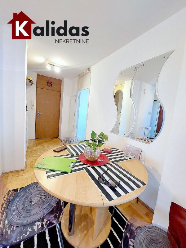 Slika 7 - Stan,NOVI SAD,BULEVAR,kv: 51, € 152440, ID: 1008702