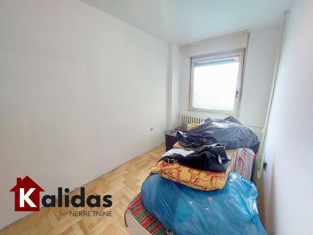 Slika 11 - Stan,NOVI SAD,BULEVAR,kv: 51, € 152440, ID: 1008702