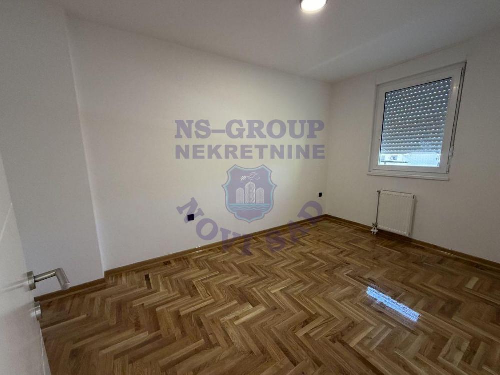 Slika 4 - Prelep, kompletno renoviran dvosoban stan na Petrovaradinu