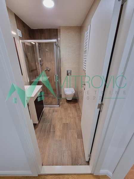 Slika 9 - NOVI SAD, BULEVAR PATRIJARHA PAVLA 