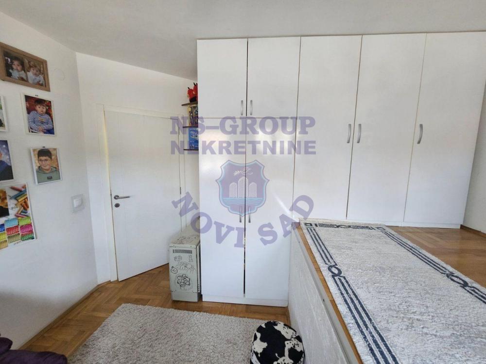 Slika 9 - 567646-Dvoiposoban stan- Novo naselje!