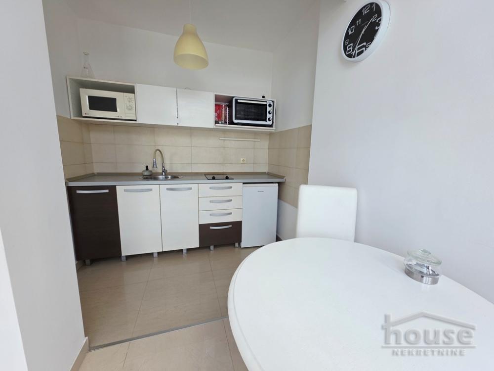Slika 5 - Stan,NOVI SAD,CENTAR,kv: 24.00, € 95000, ID: 1065662