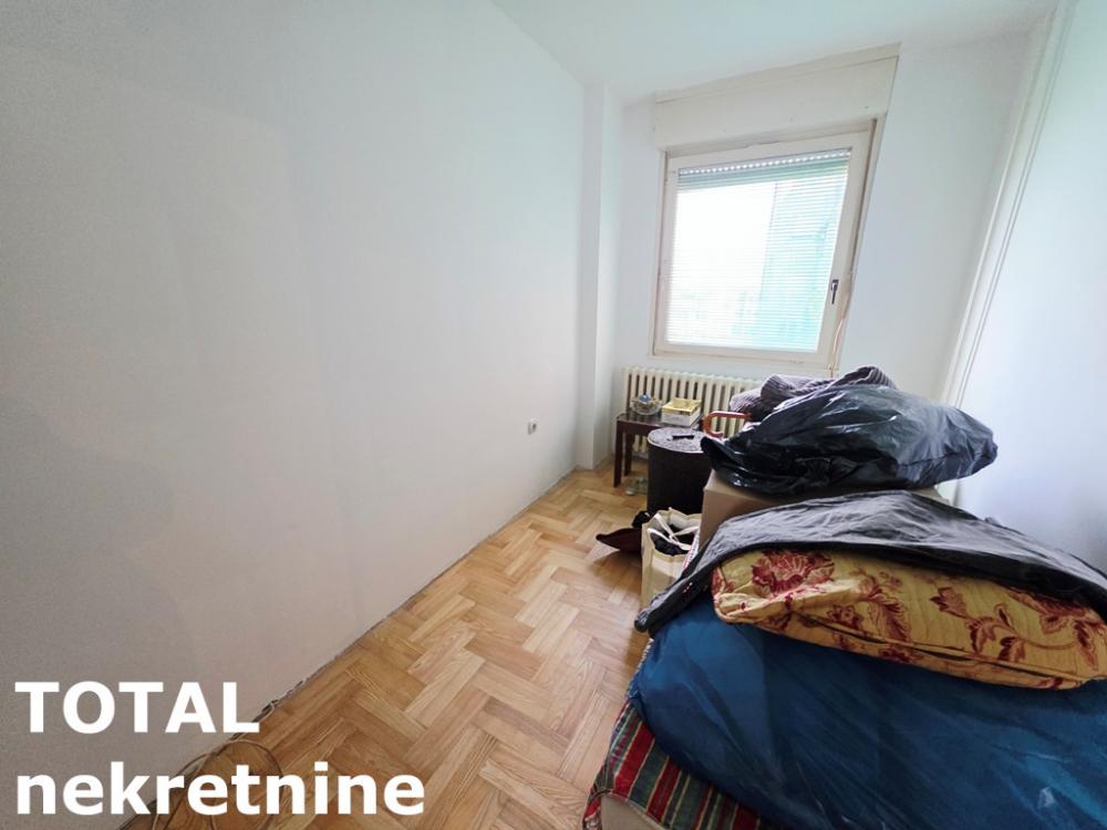 Slika 10 - Stan,NOVI SAD,-,kv: 51.00, € 148000, ID: 1102512