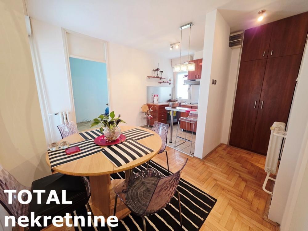 Slika 4 - Stan,NOVI SAD,-,kv: 51.00, € 148000, ID: 1102512