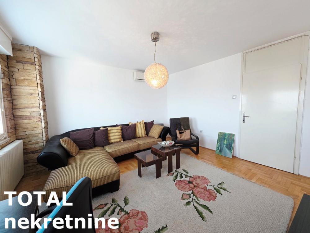 Slika 3 - Stan,NOVI SAD,-,kv: 51.00, € 148000, ID: 1102512