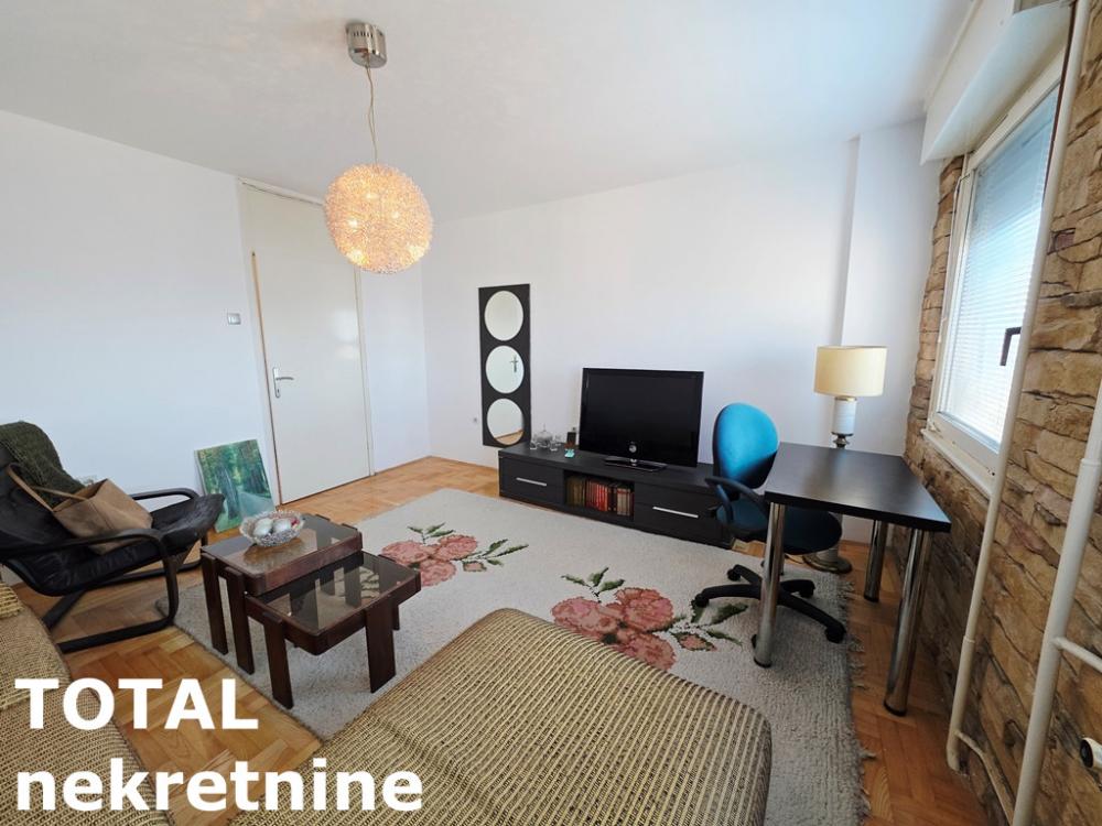 Slika 2 - Stan,NOVI SAD,-,kv: 51.00, € 148000, ID: 1102512