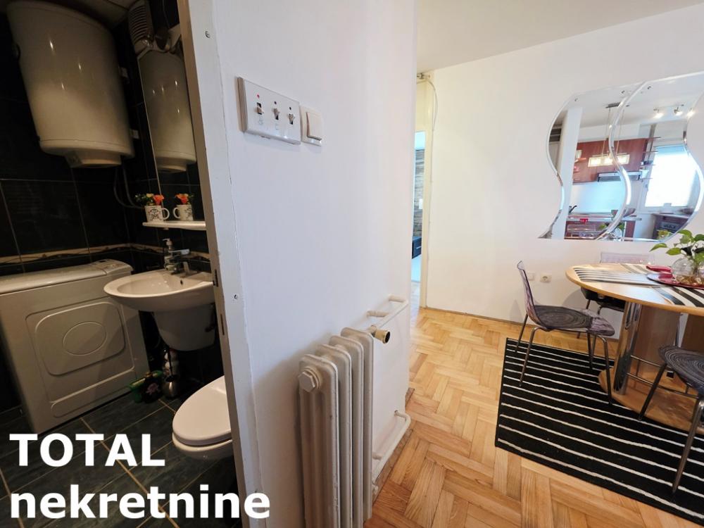 Slika 9 - Stan,NOVI SAD,-,kv: 51.00, € 148000, ID: 1102512