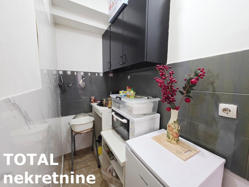 Slika 3 - Stan,NOVI SAD,AVIJACIJA,kv: 14.00, € 39000, ID: 1102505