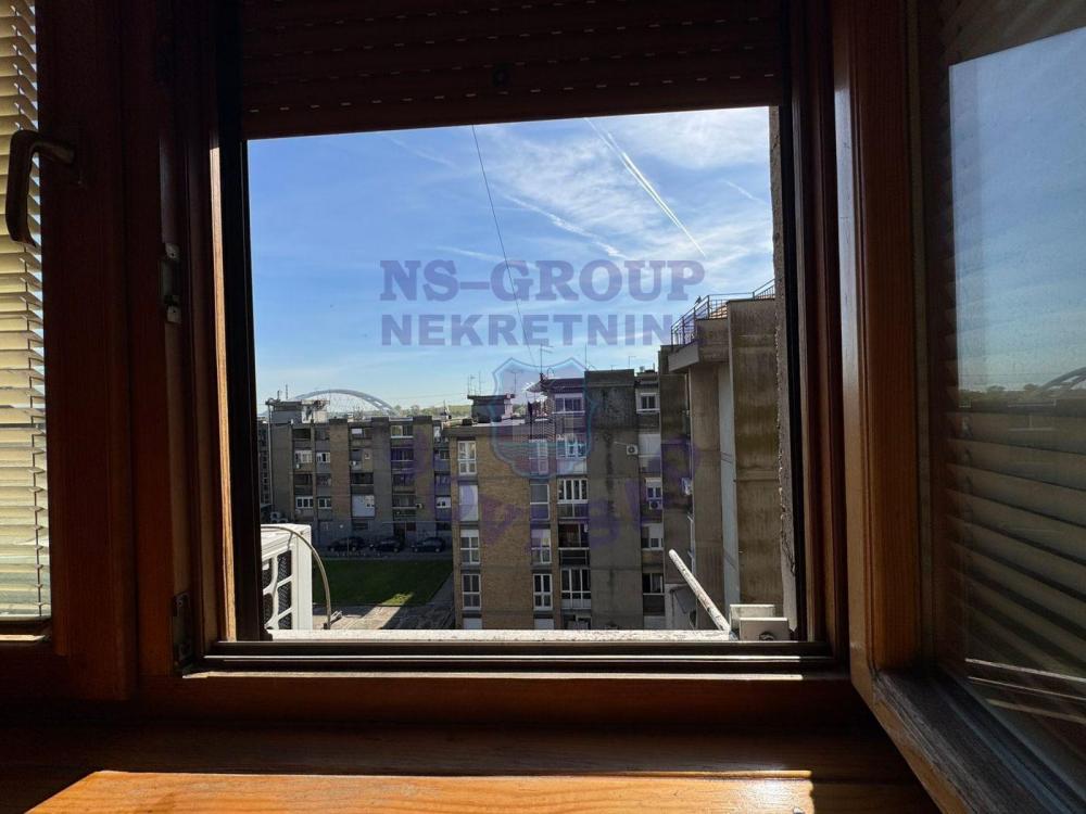 Slika 2 - Dvosoban, 42m2, Kej žrtava racije Novi Sad, sa terasom