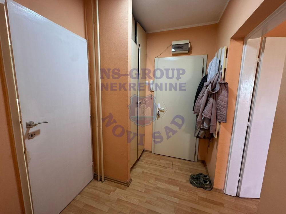 Slika 1 - Dvosoban, 42m2, Kej žrtava racije Novi Sad, sa terasom