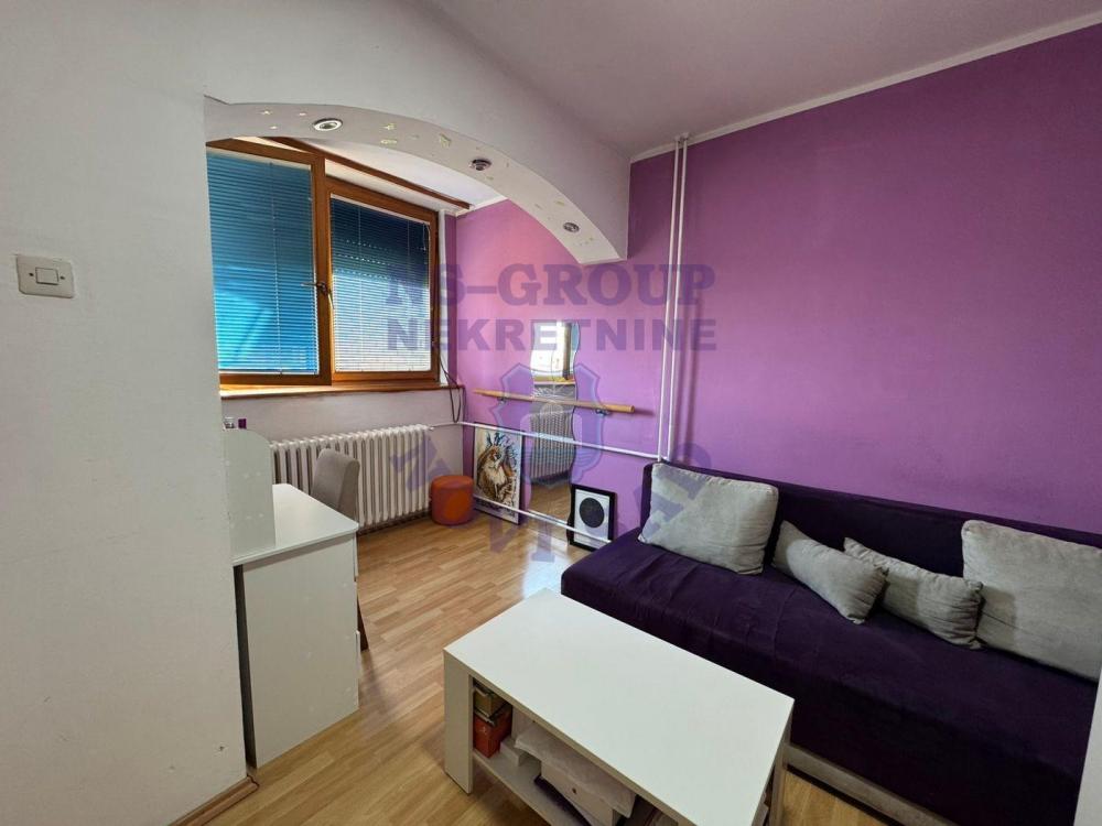 Slika 3 - Dvosoban, 42m2, Kej žrtava racije Novi Sad, sa terasom