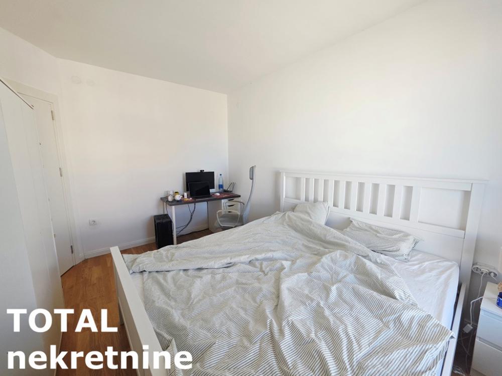 Slika 7 - Stan,NOVI SAD,BULEVAR PATRIJARHA PAVLA,kv: 65.00, € 165000, ID: 1102506