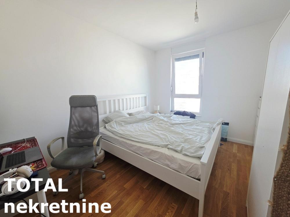 Slika 6 - Stan,NOVI SAD,BULEVAR PATRIJARHA PAVLA,kv: 65.00, € 165000, ID: 1102506