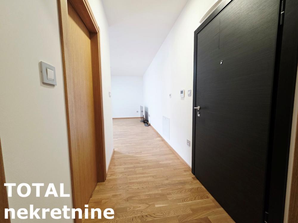 Slika 10 - Stan,NOVI SAD,TELEP,kv: 47.00, € 140000, ID: 1102382