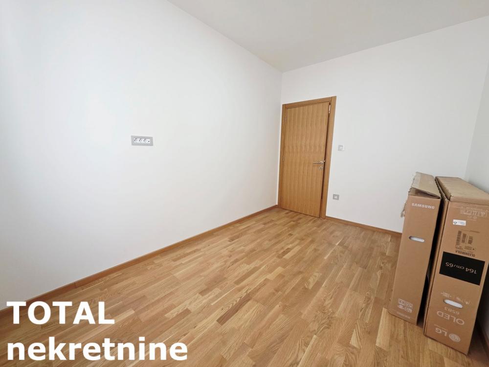 Slika 6 - Stan,NOVI SAD,TELEP,kv: 47.00, € 140000, ID: 1102382