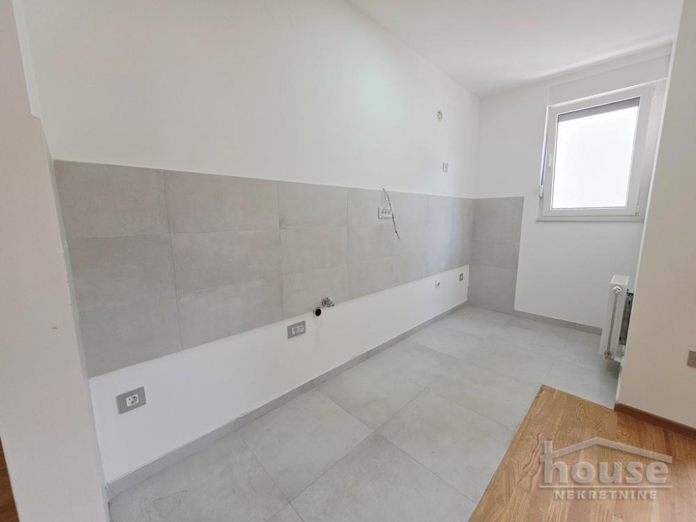 Slika 4 - Stan,NOVI SAD,TELEP,kv: 47.00, € 140000, ID: 1065534