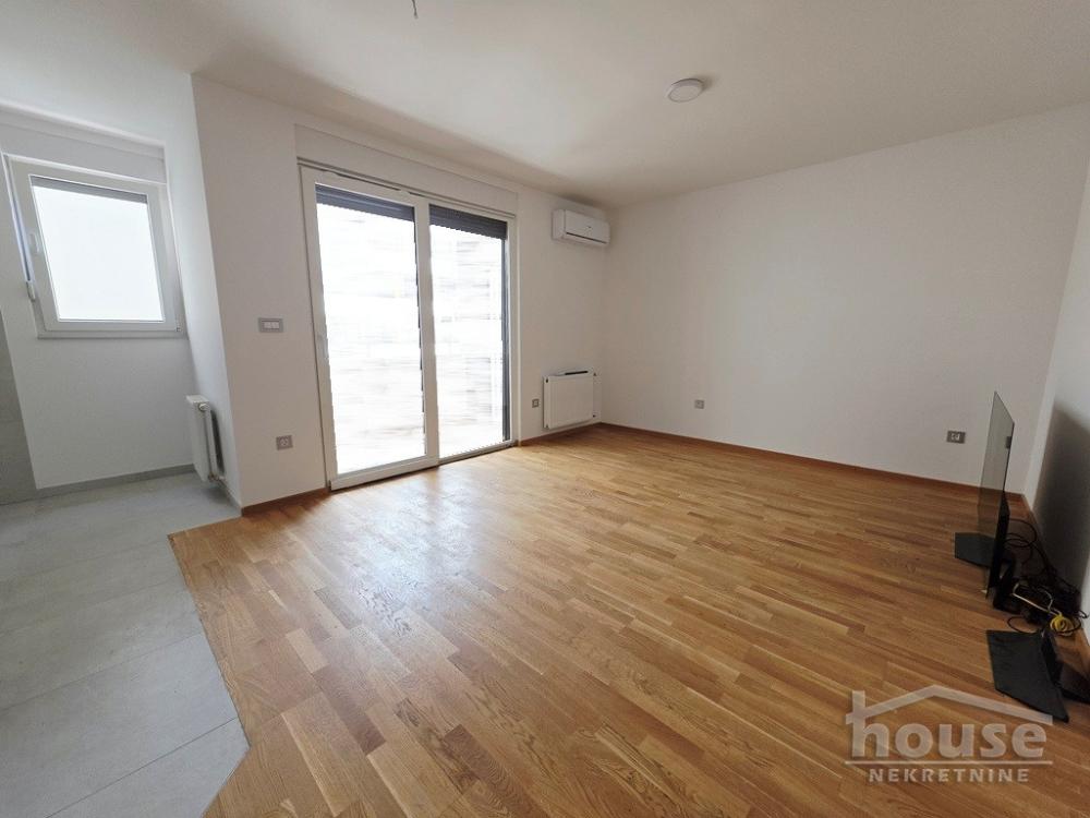 Slika 2 - Stan,NOVI SAD,TELEP,kv: 47.00, € 140000, ID: 1065534