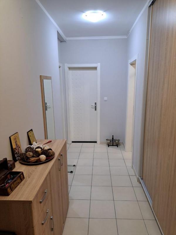 Slika 9 - Dvoiposoban stan na Bulevaru Evrope