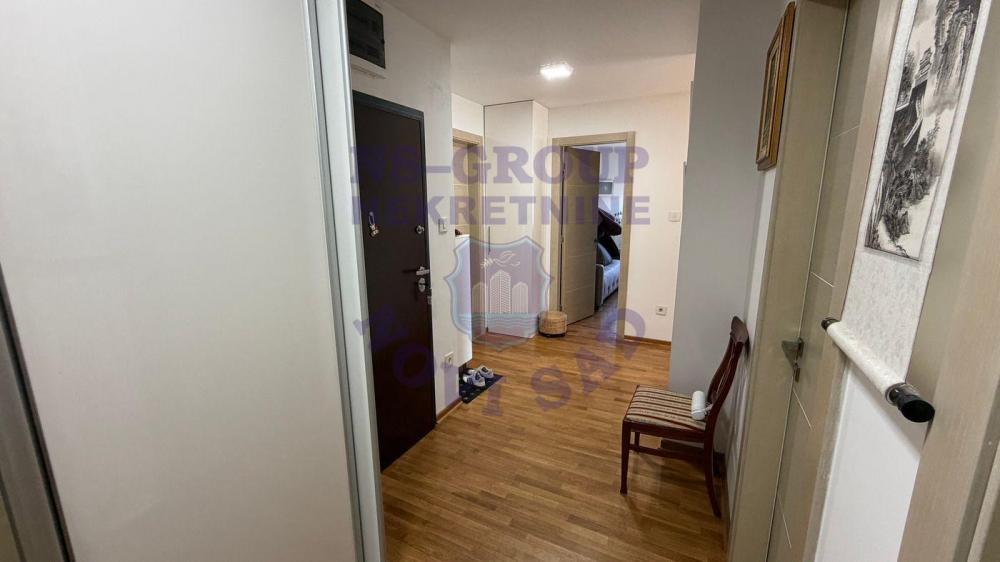 Slika 8 - Četvorosoban stan na Grbavici!