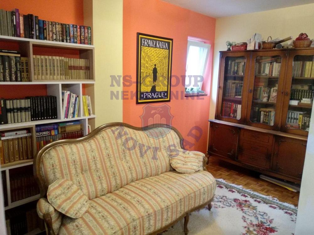 Slika 2 - Trosoban, 83m2, Liman 4 Novi Sad, sa terasom, ima lift