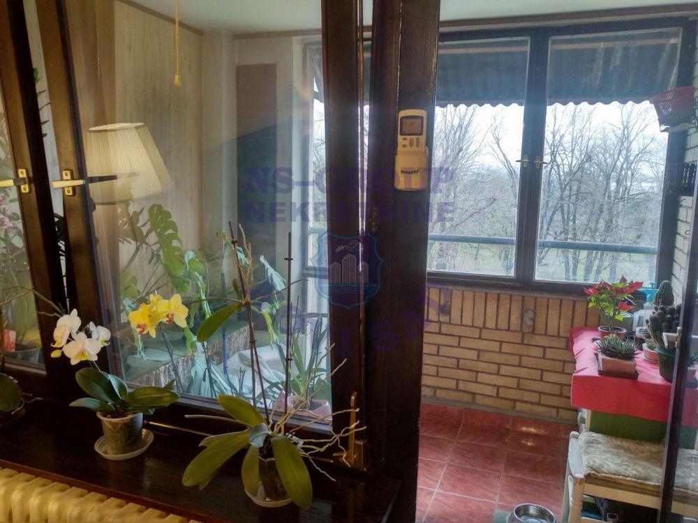 Slika 10 - Trosoban, 83m2, Liman 4 Novi Sad, sa terasom, ima lift