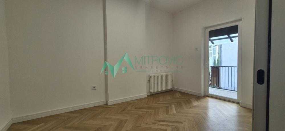 Slika 7 - Novi Sad, Centar - Kompletno renoviran Trosoban stan 75m2 u Centru Novog Sada 