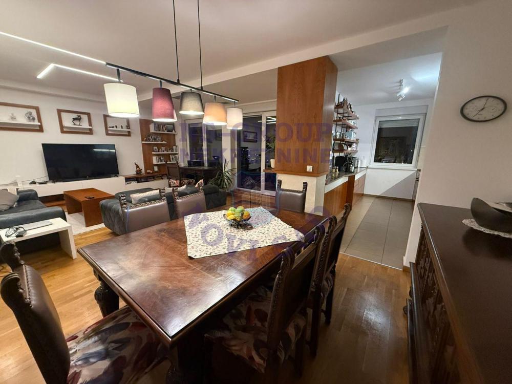 Slika 2 - Četvorosoban, 114m2, Sremska Kamenica Novi Sad, sa terasom, ima lift