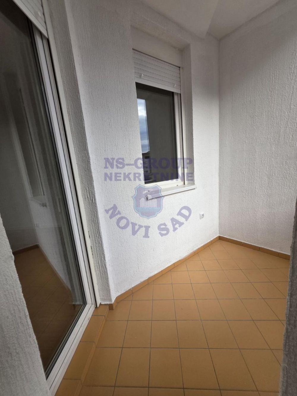 Slika 9 - Dvosoban, 39m2, Podbara Novi Sad, sa terasom, ima lift