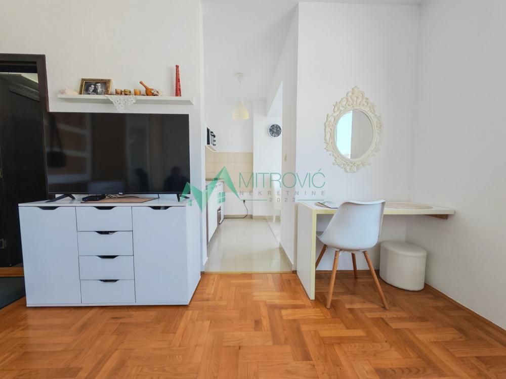 Slika 6 - Podbara, 24m2. Jednosoban namešten stan. 