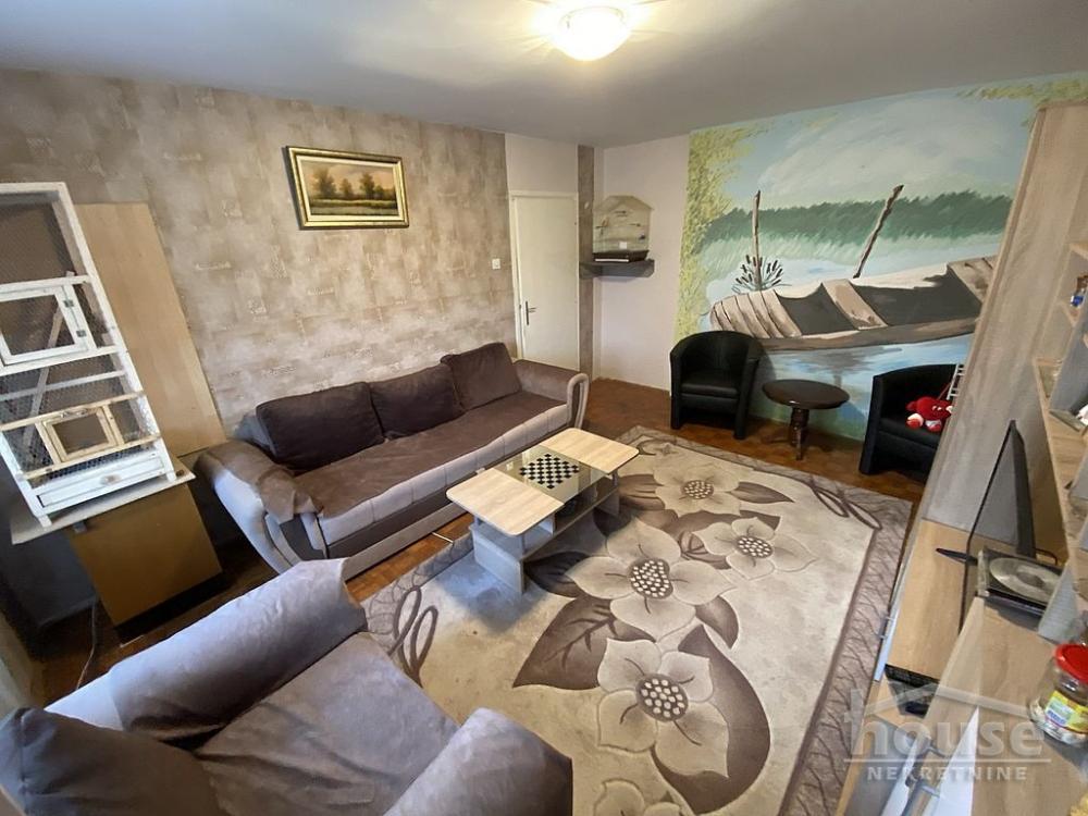 Glavna slika -Stan,PETROVARADIN,PETROVARADIN,kv: 53.00, € 114000, ID: 1064789