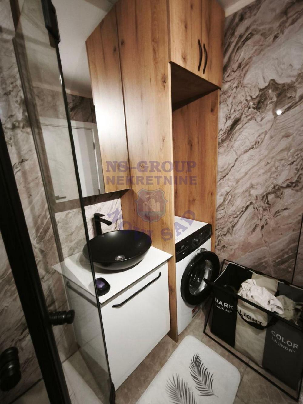 Slika 9 - Dvoiposoban, 48m2, Satelit Novi Sad, sa terasom